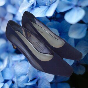 Karen Scott Navy Blue Mesh Square Toe Low Heels Size 5 1/2 M Office Siren